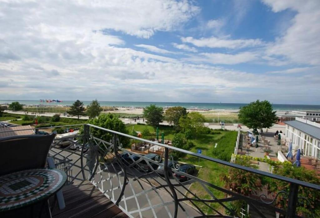 Villa Seeblick Warnemuende - Fewo Mit Meerblick Und Balkon Direkt Am Strand Fuer 2-4 Pers Росток Экстерьер фото