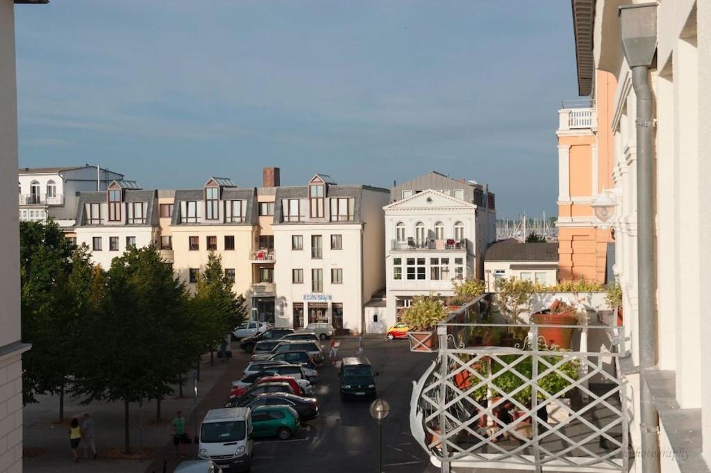 Villa Seeblick Warnemuende - Fewo Mit Meerblick Und Balkon Direkt Am Strand Fuer 2-4 Pers Росток Экстерьер фото